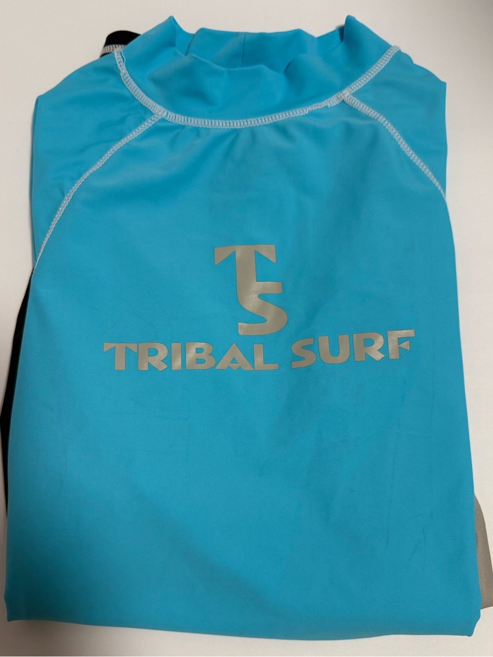 Tribal Surf Men’s Turquoise Colorblock Rash Guard - Picture 6 of 8